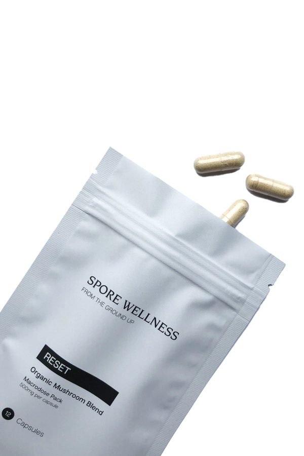 Spore-Wellness-Reset-Macrodosing-Mushroom-Capsules-600x900 Capsule di funghi Spore Wellness Reset Macrodose in vendita online in Italia